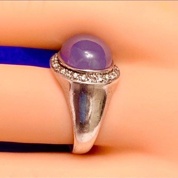 Beautiful Woman Beautiful Jewelry Blue Chalcedony Oval Cabochon Stone Ring - Picture 4 of 16